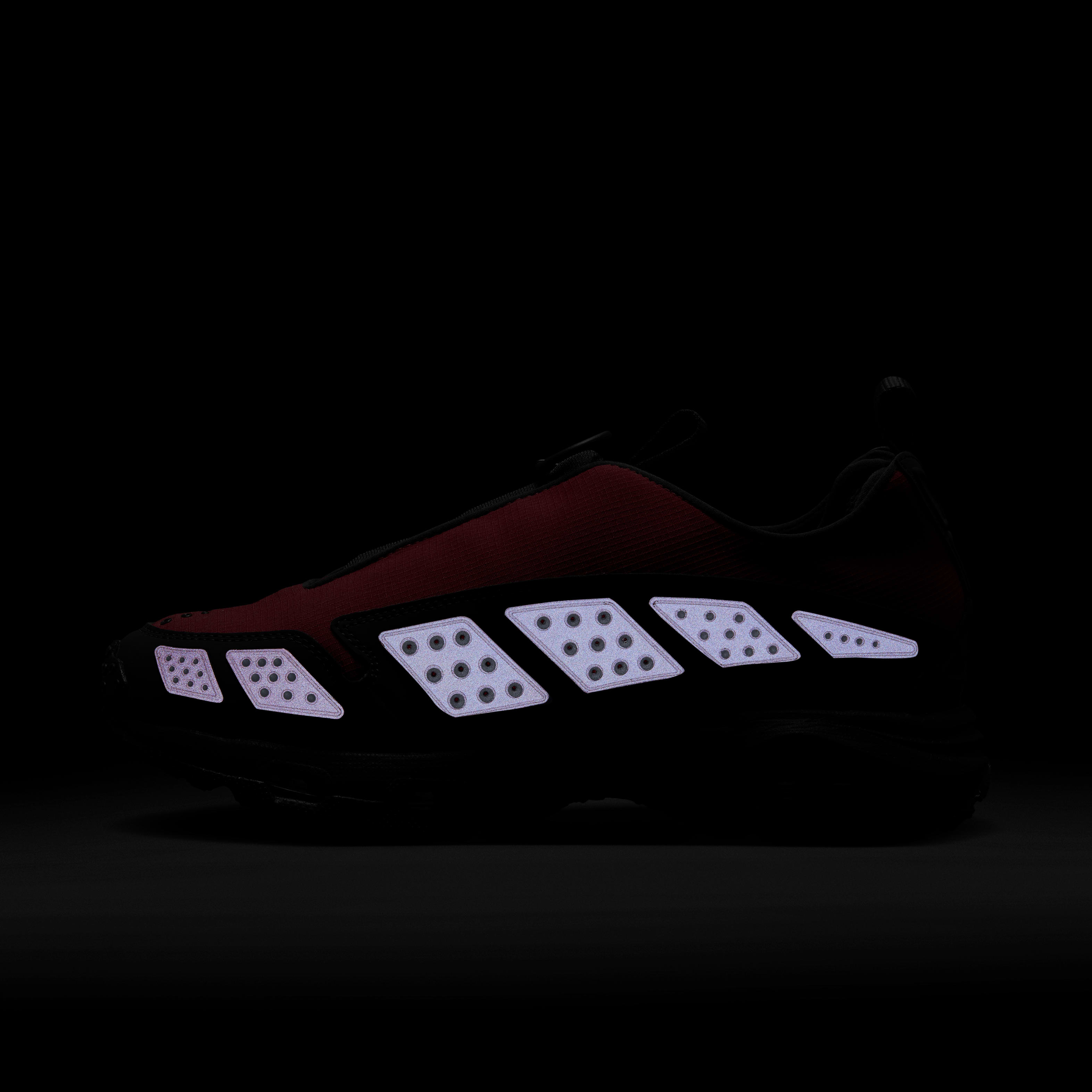 Nike Air Max SNDR GTX Trainers Black Dark Smoke Grey